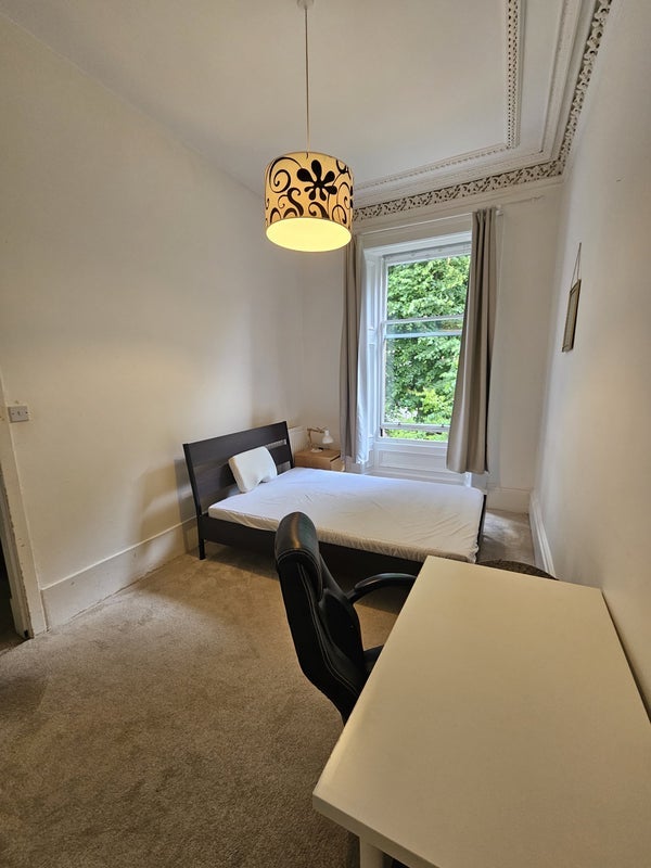 Room Banavie Road in Glasgow