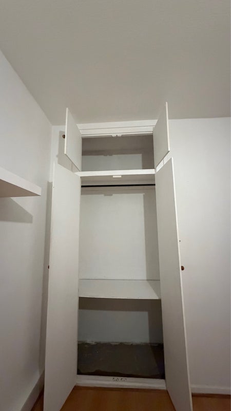 Room Clarence Crescent in Greater London