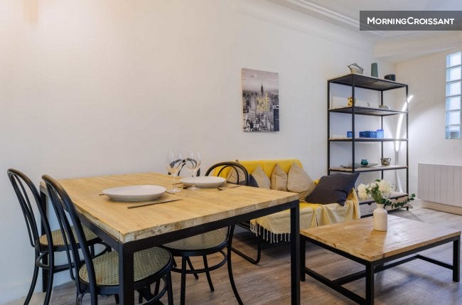 Appartement Rue de Marseille à Paris