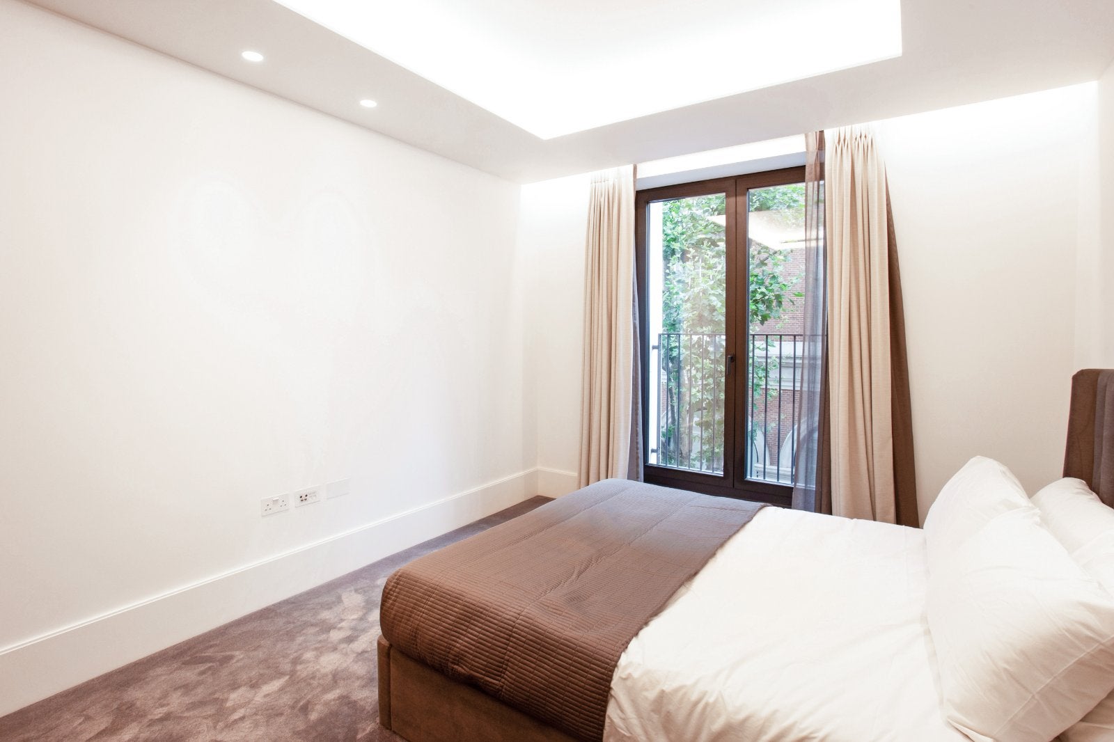 Flat Lancer Square in Greater London