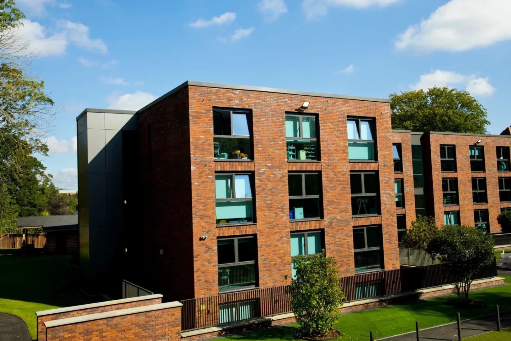 Flat Serpentine Road in Birmingham