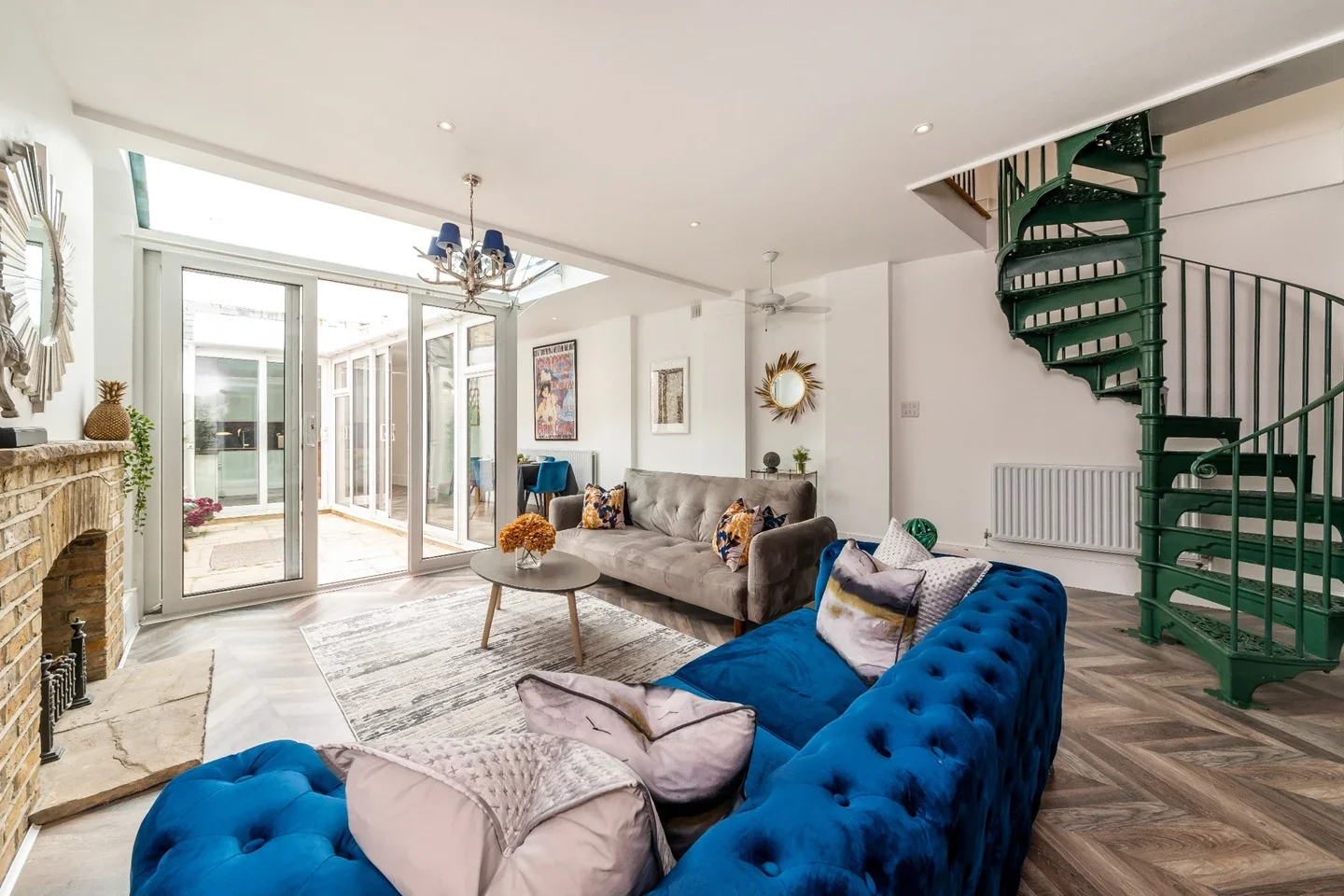 House Kramer Mews in Greater London