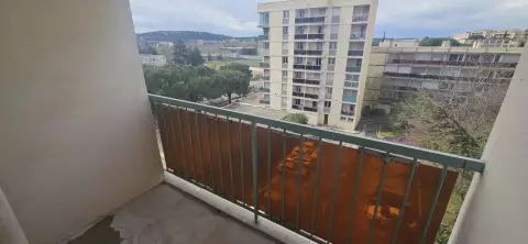 Appartement Chemin du Coton Rouge à Aix-en-Provence
