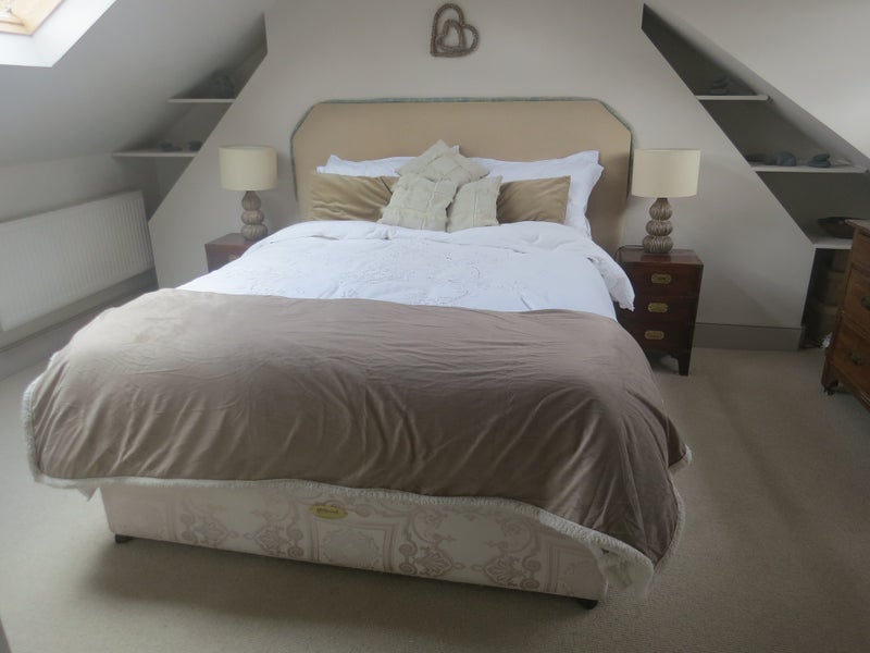 Room Thackeray Road in Greater London
