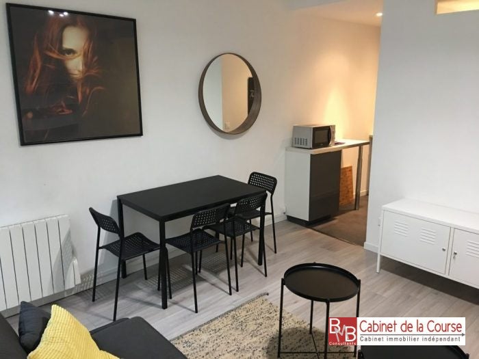 Appartement Rue du Hâ à Bordeaux