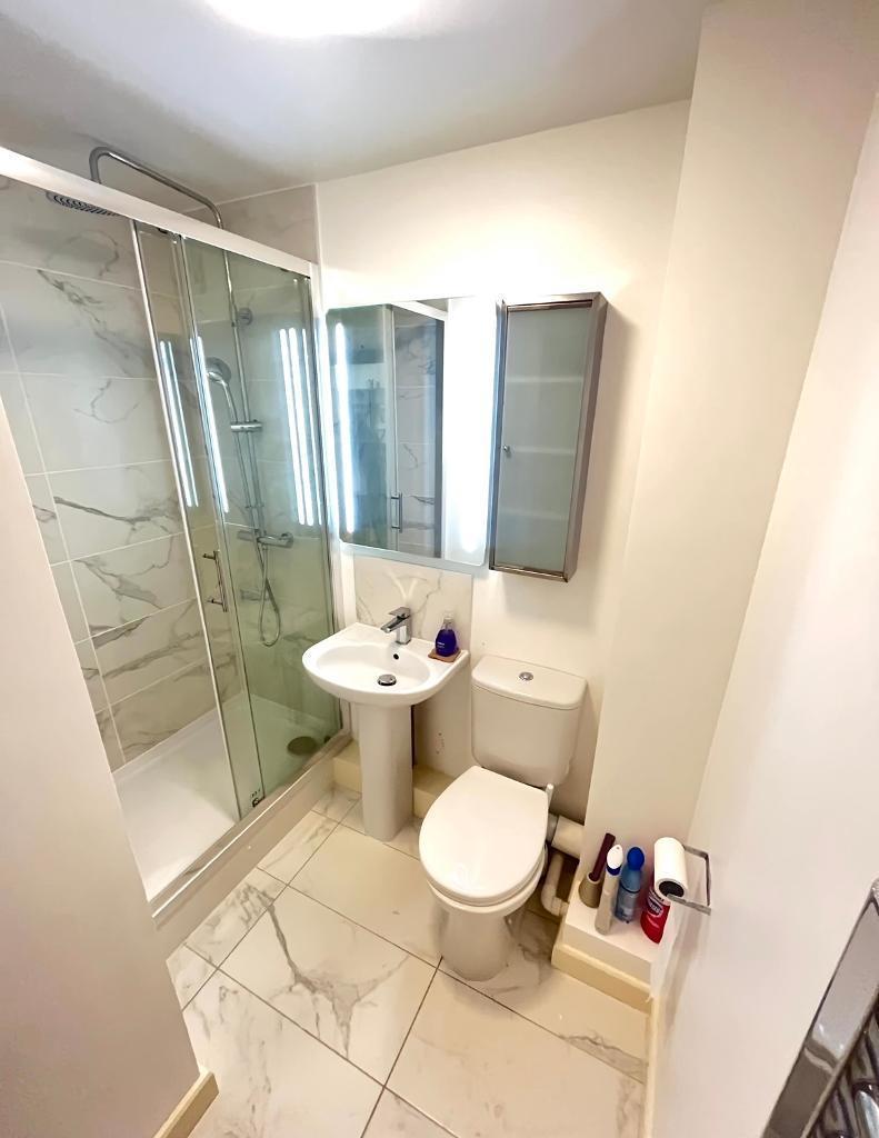 Flat Cassilis Road in Greater London