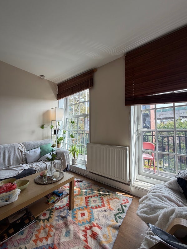 Room Ascalon Street in Greater London