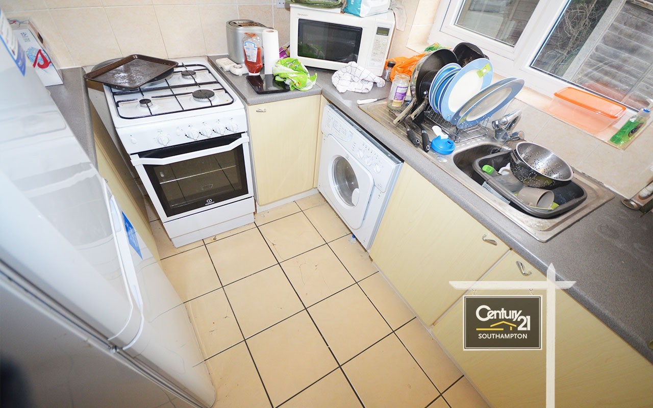 House Mayfield Road in Southampton