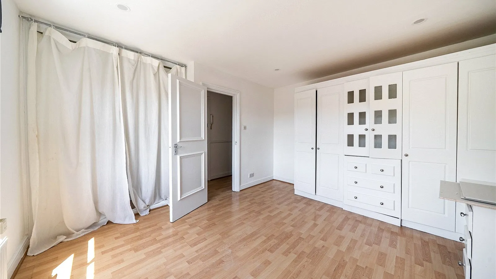 Flat Charles Street in Greater London