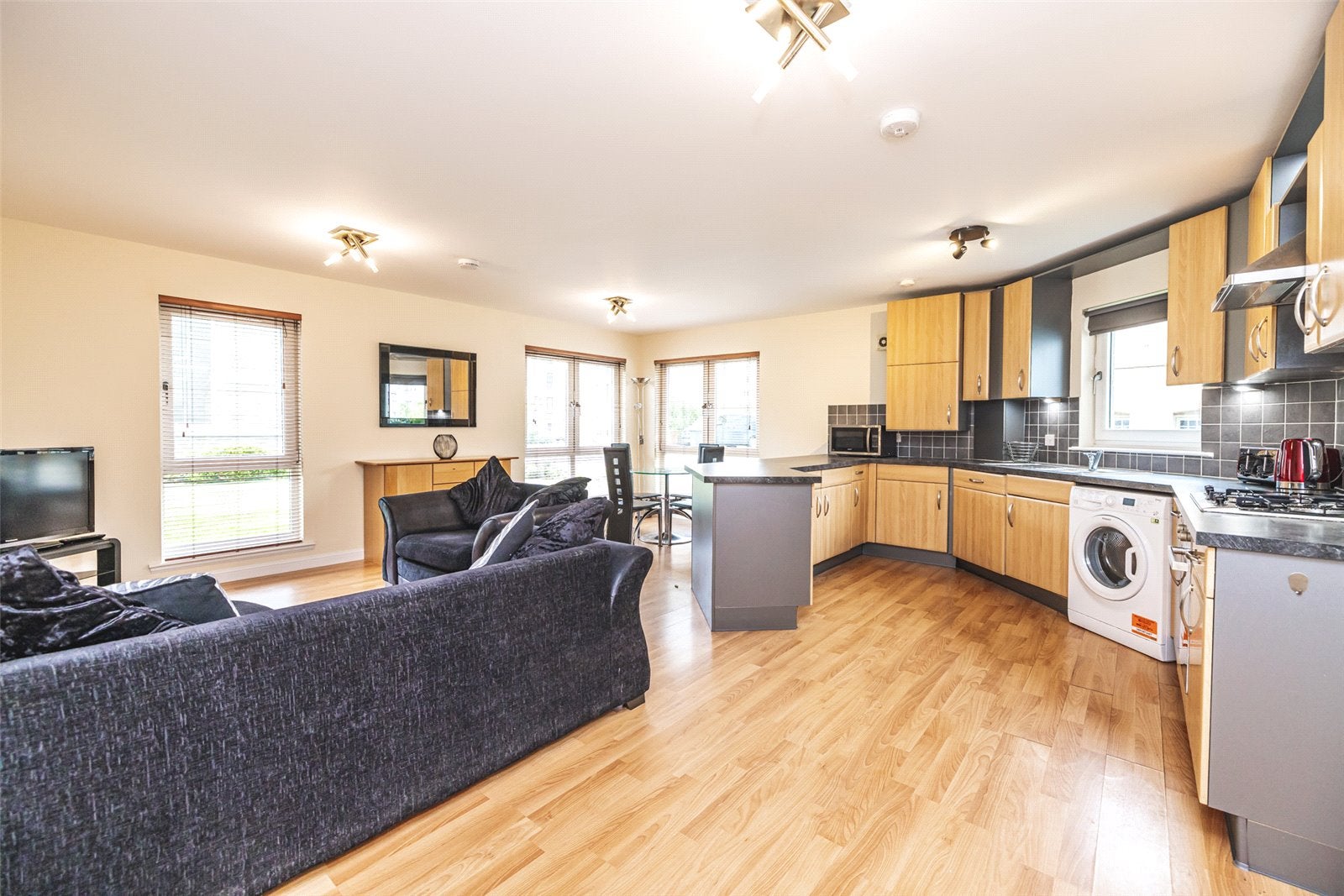 Flat Frater Place in Aberdeen City