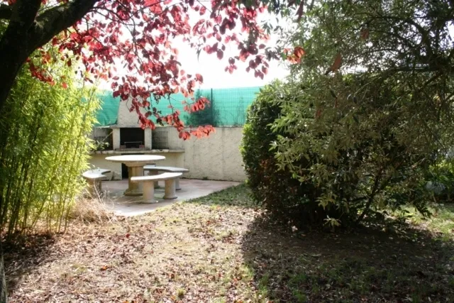 Chambre Rue de la Mairie à Preixan