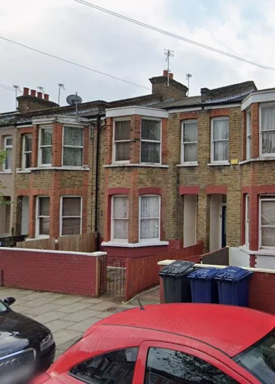 Flat Shirley Gardens in Greater London