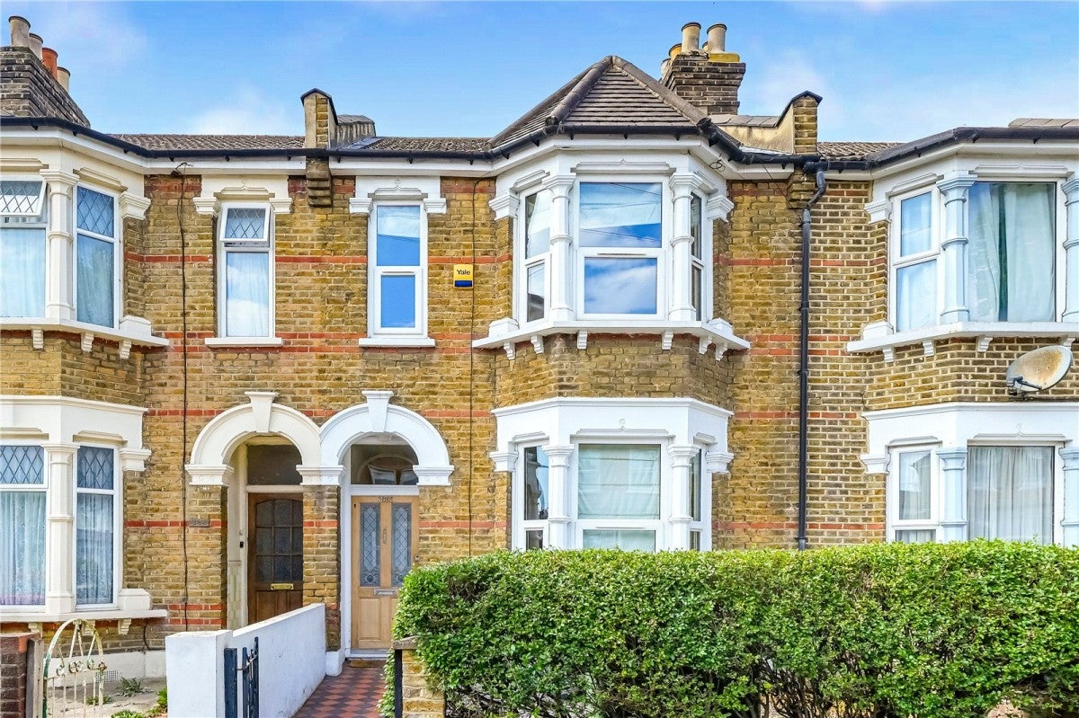 House Dersingham Avenue in Greater London