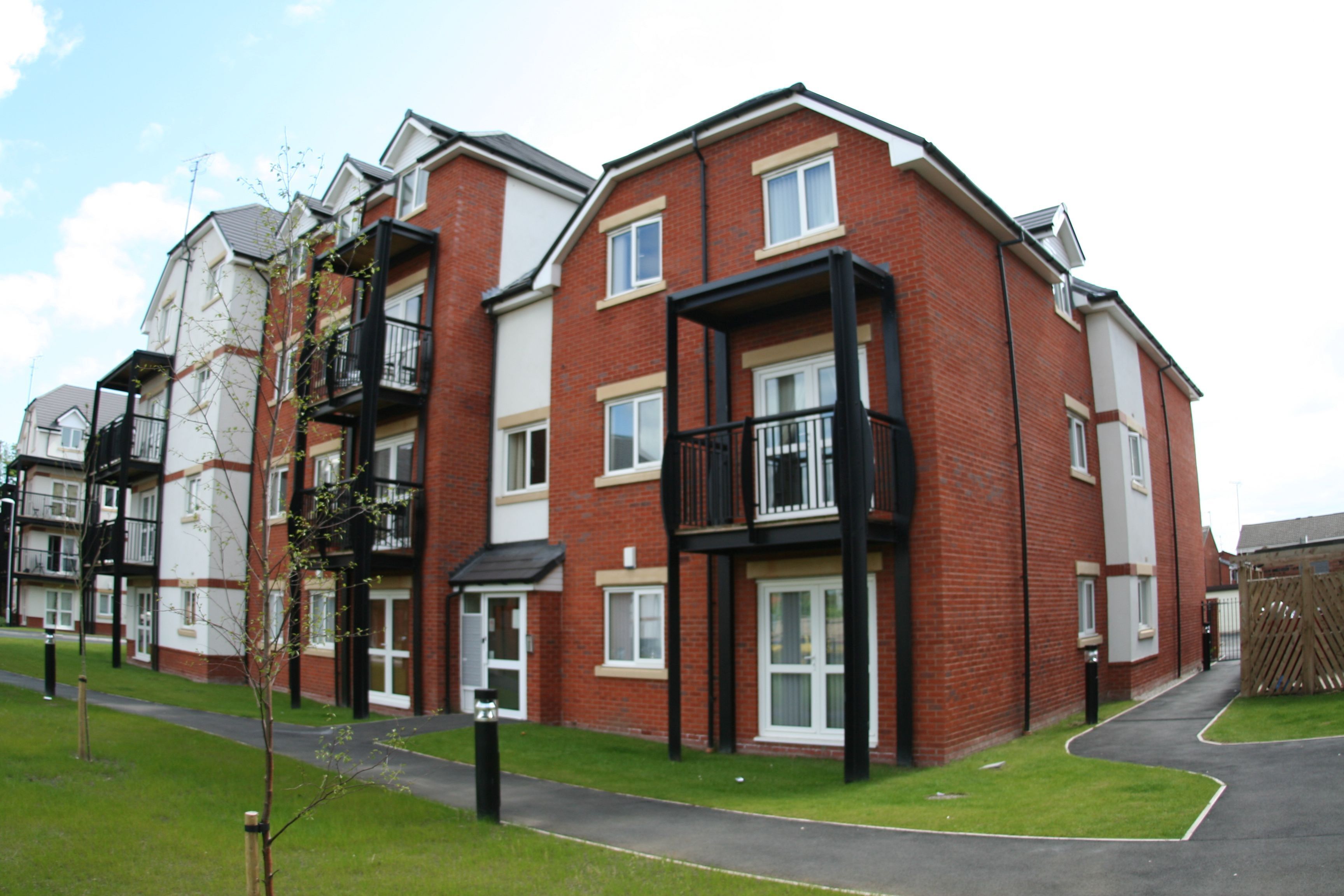 Flat Gladstone Mews in Warrington