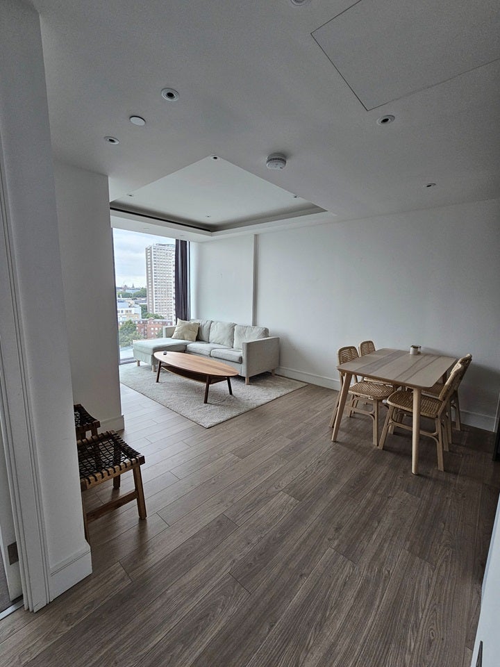 Flat Macclesfield Road in Greater London