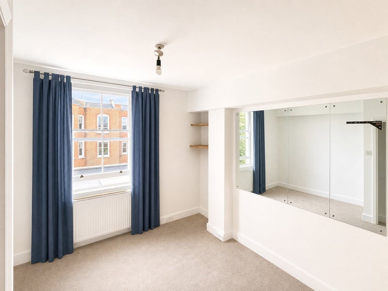 Flat Nevern Square in Greater London