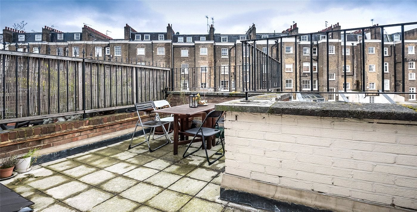 Flat Warwick Way in City of Westminster