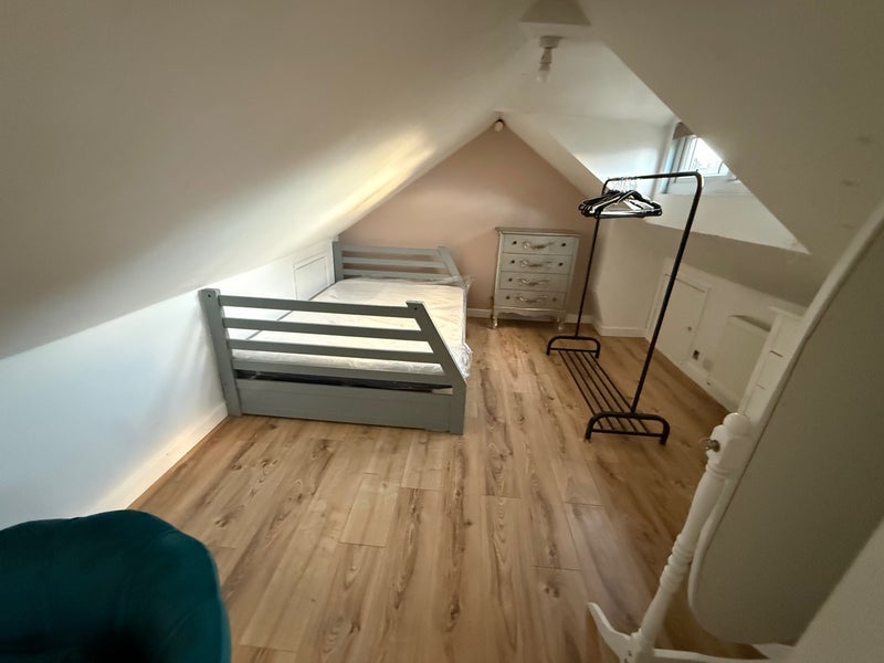Room Aylesworth Spur in Old Windsor