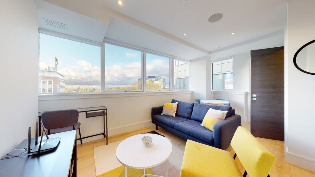 Flat Humphry Repton Lane in Greater London
