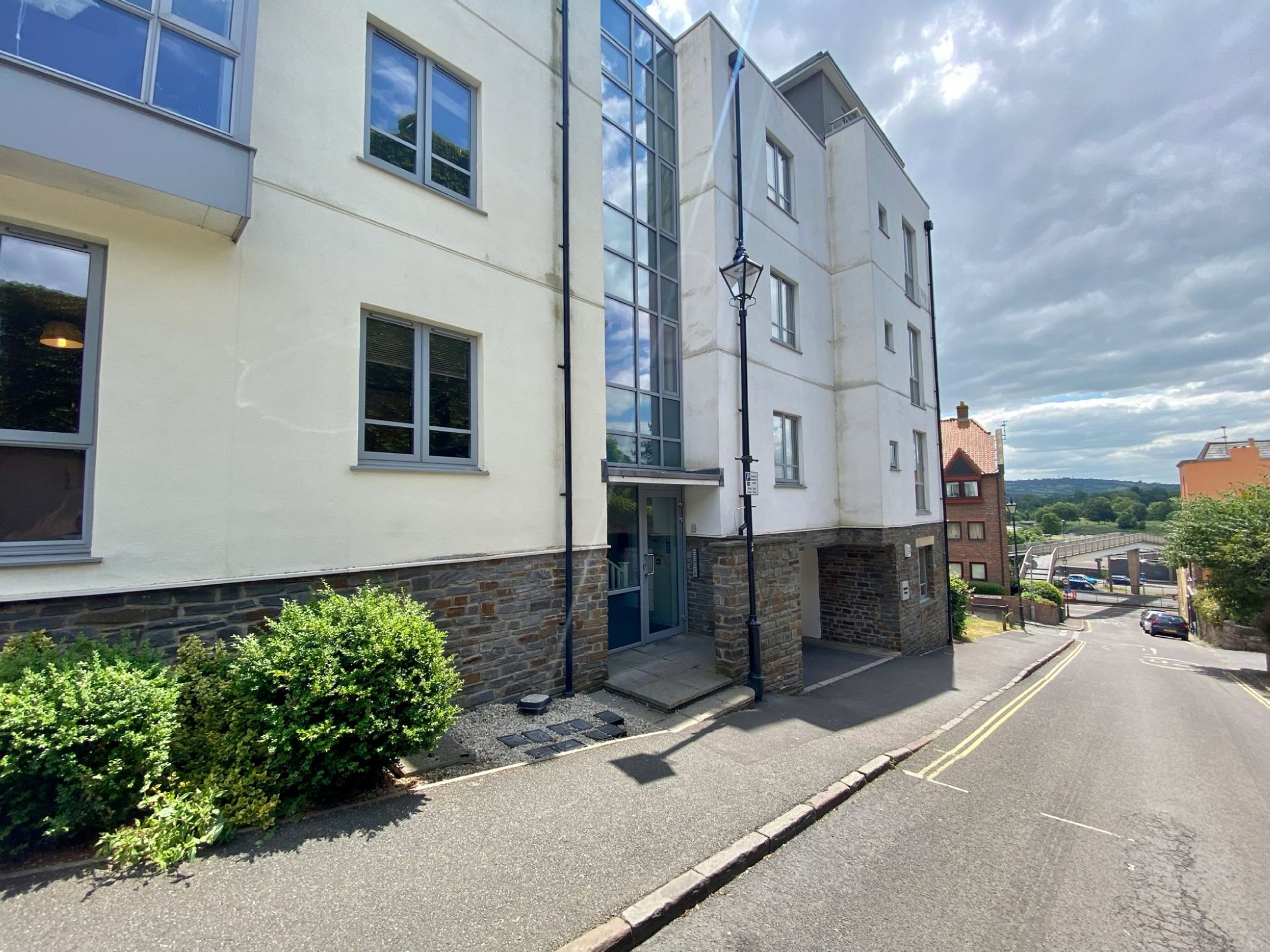 Flat York Place in Bristol
