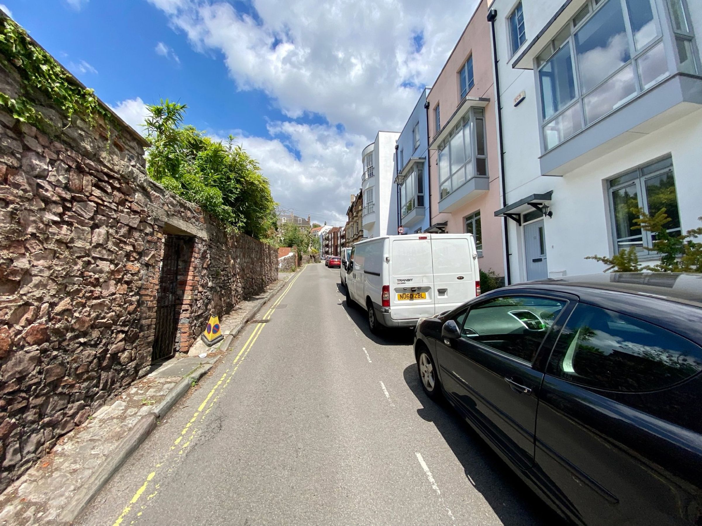Flat York Place in Bristol