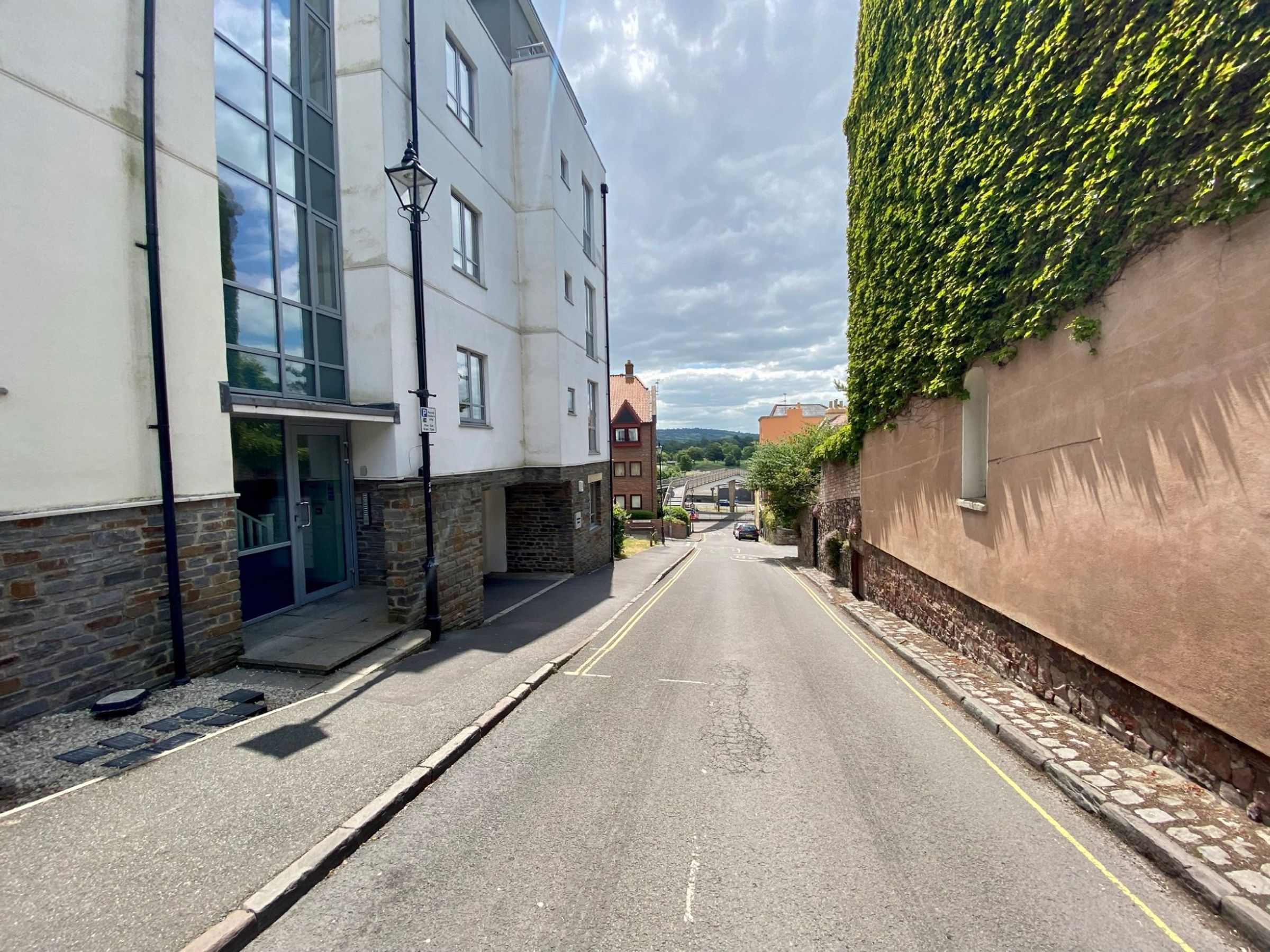 Flat York Place in Bristol