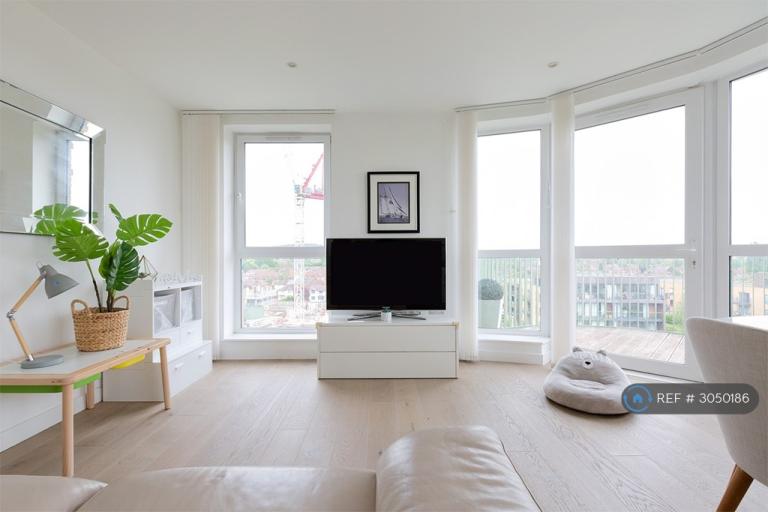 Flat Ottley Drive in Greater London