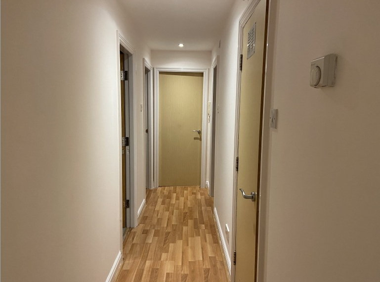 Flat Turnberry Road in Stockport