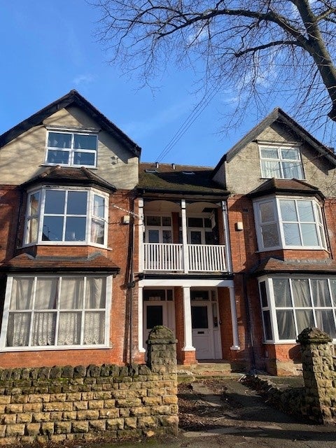 Flat Thorncliffe Road in Nottingham