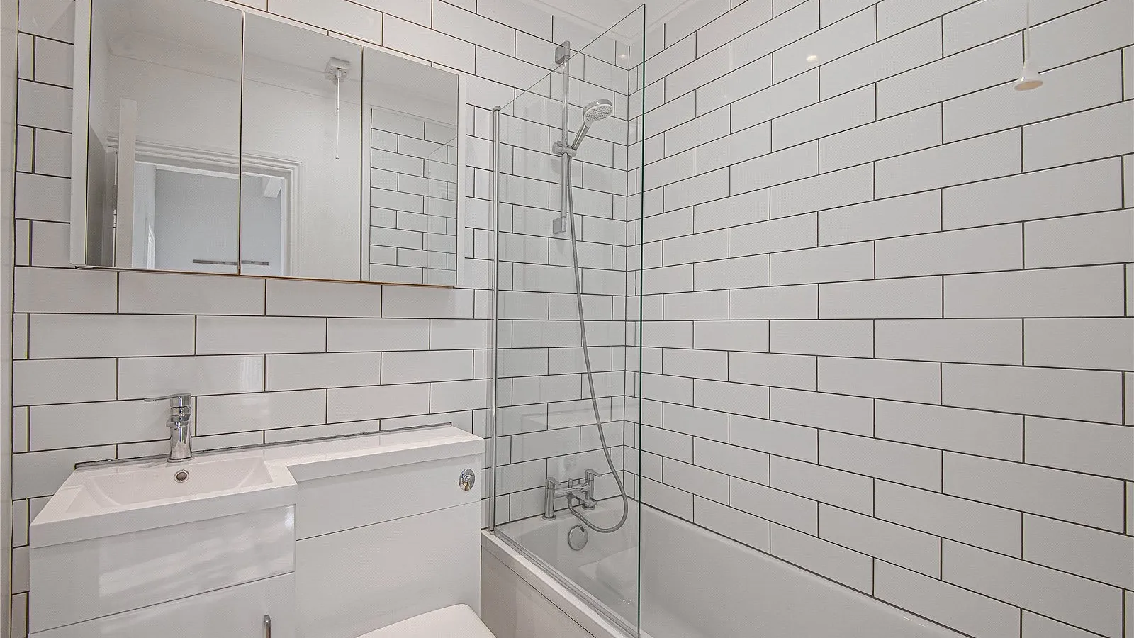 Flat Somerfield Road in Greater London