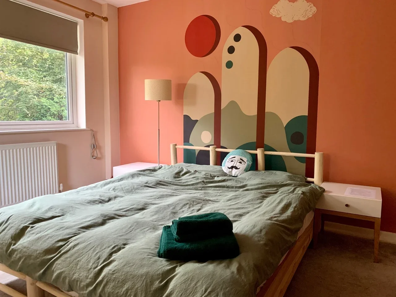 Room Logs Hill in Greater London