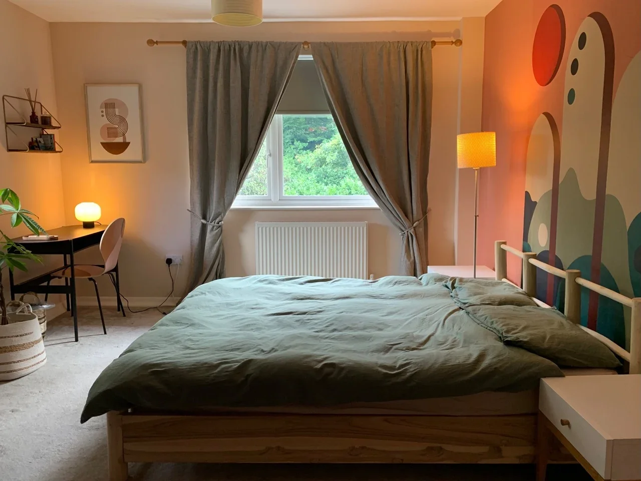 Room Logs Hill in Greater London