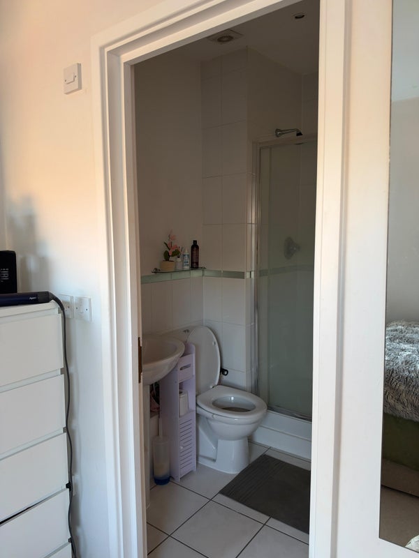 Room B224 in Greater London