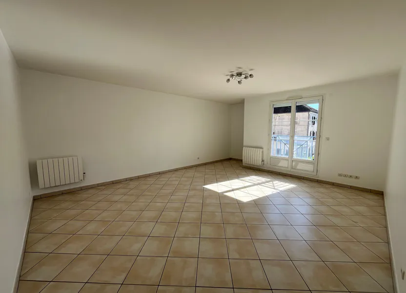 Flat Rue Gambetta in La Ferté-sous-Jouarre