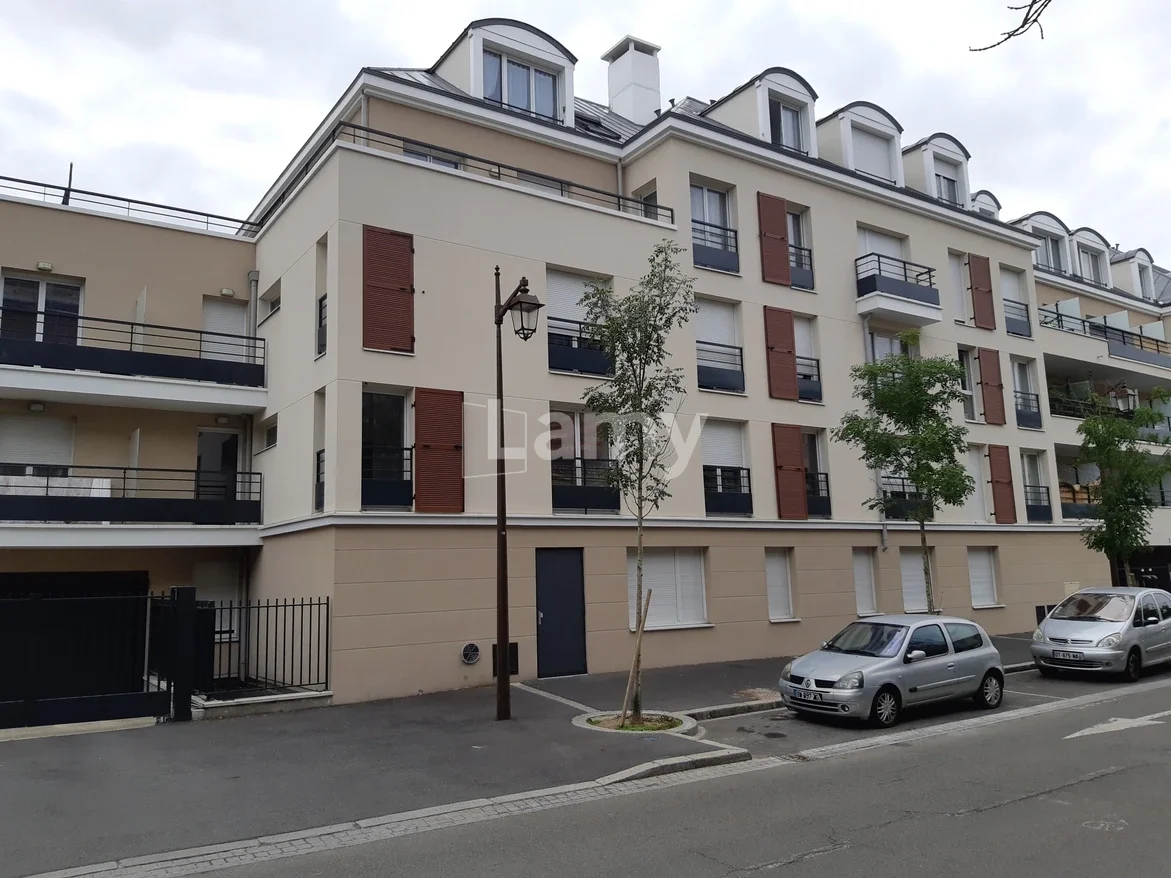 Flat Rue de la Somme in Mantes-la-Jolie