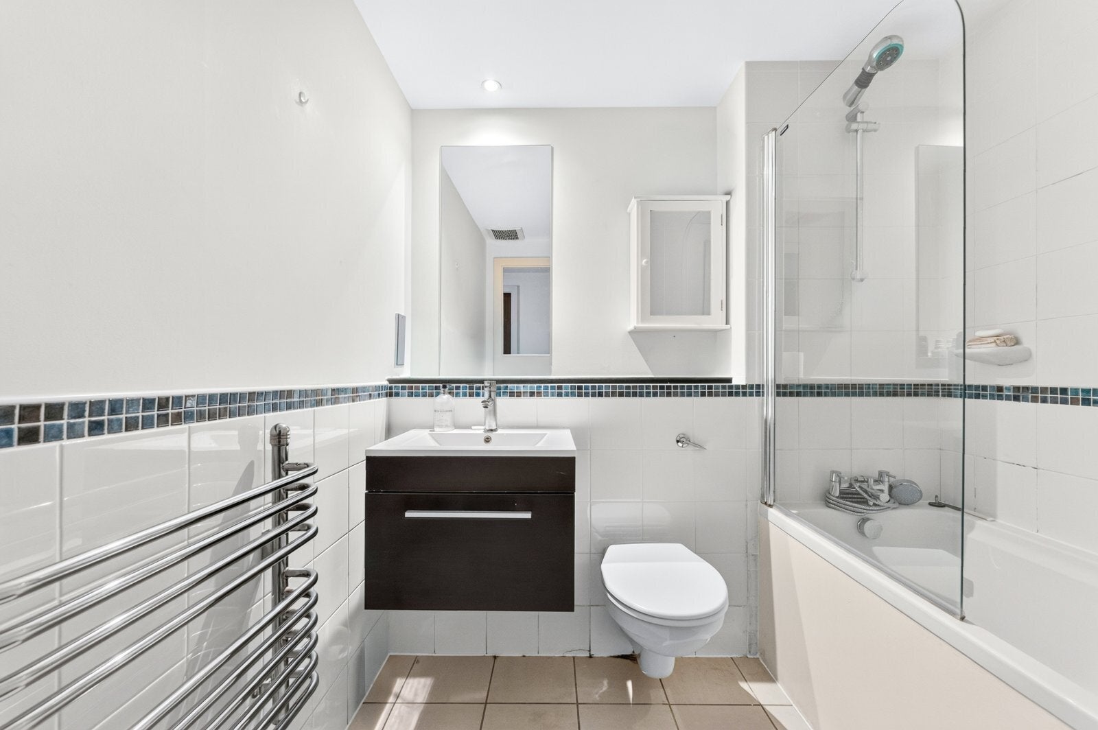 Flat Mason Street in Greater London