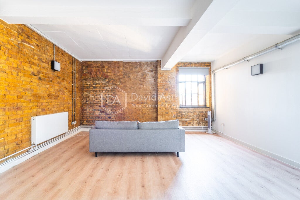 Flat Dalston Lane in Greater London