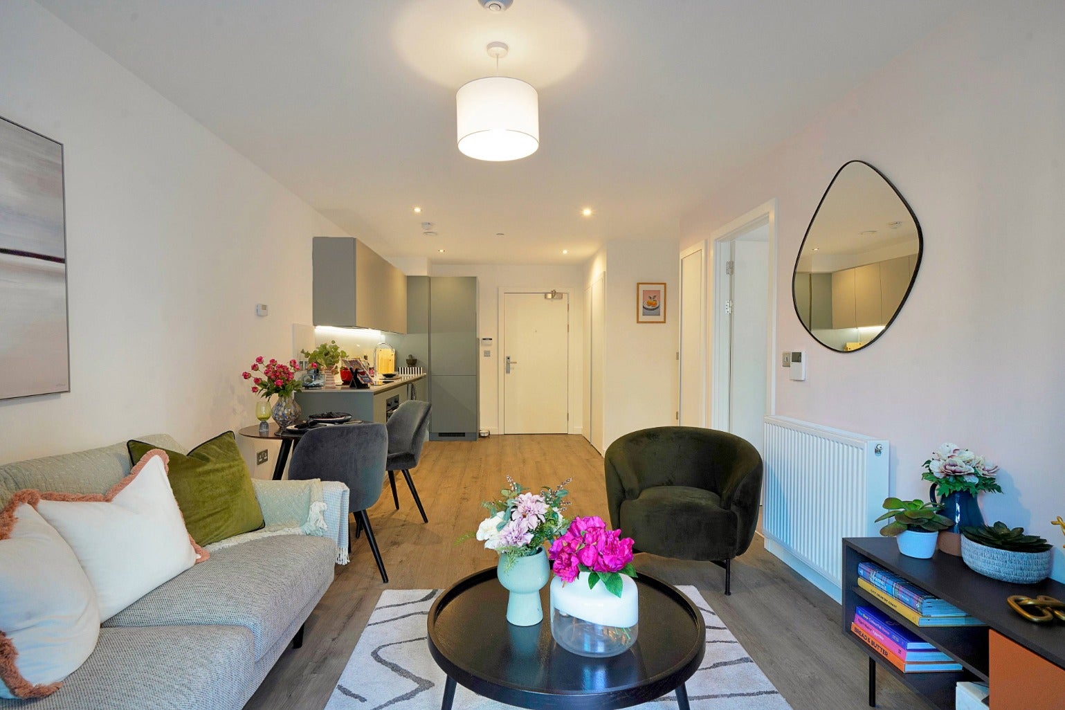Flat Lockside Lane in Salford