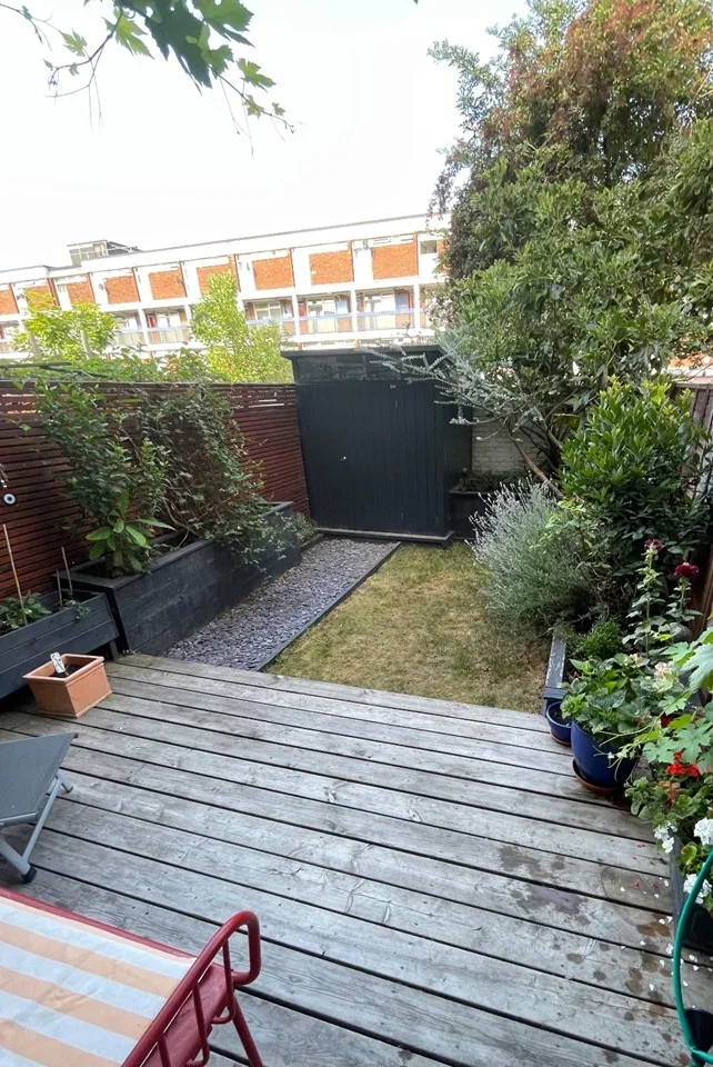 Room Unwin Close in Greater London
