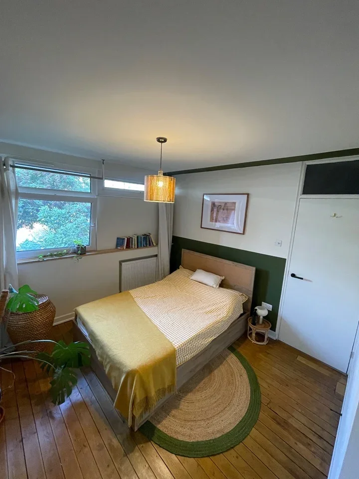 Room Unwin Close in Greater London