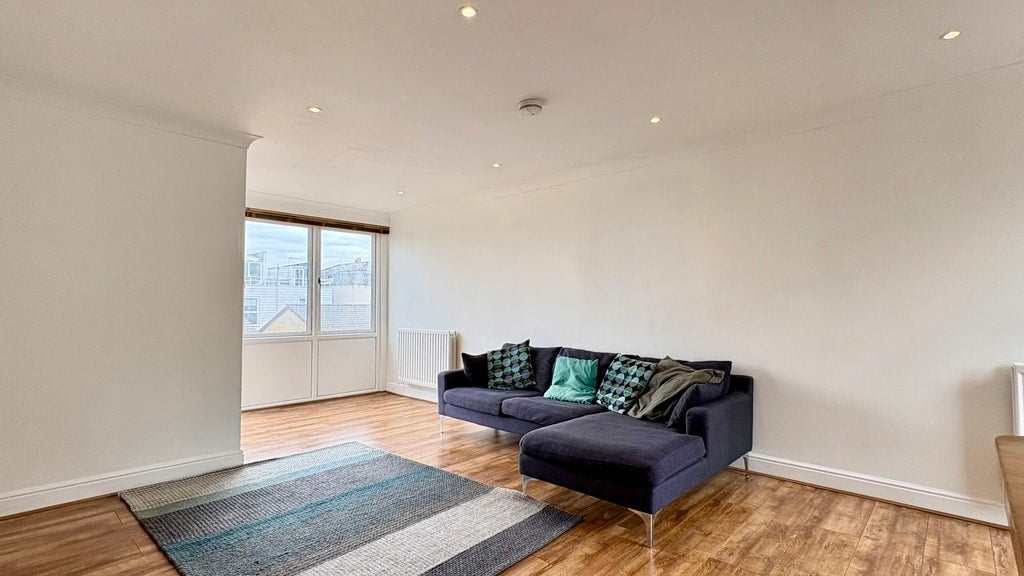 Flat Vantage Mews in Greater London