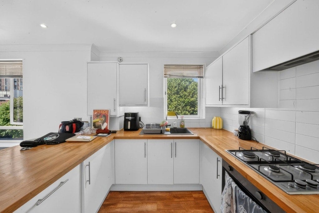 Flat Vantage Mews in Greater London
