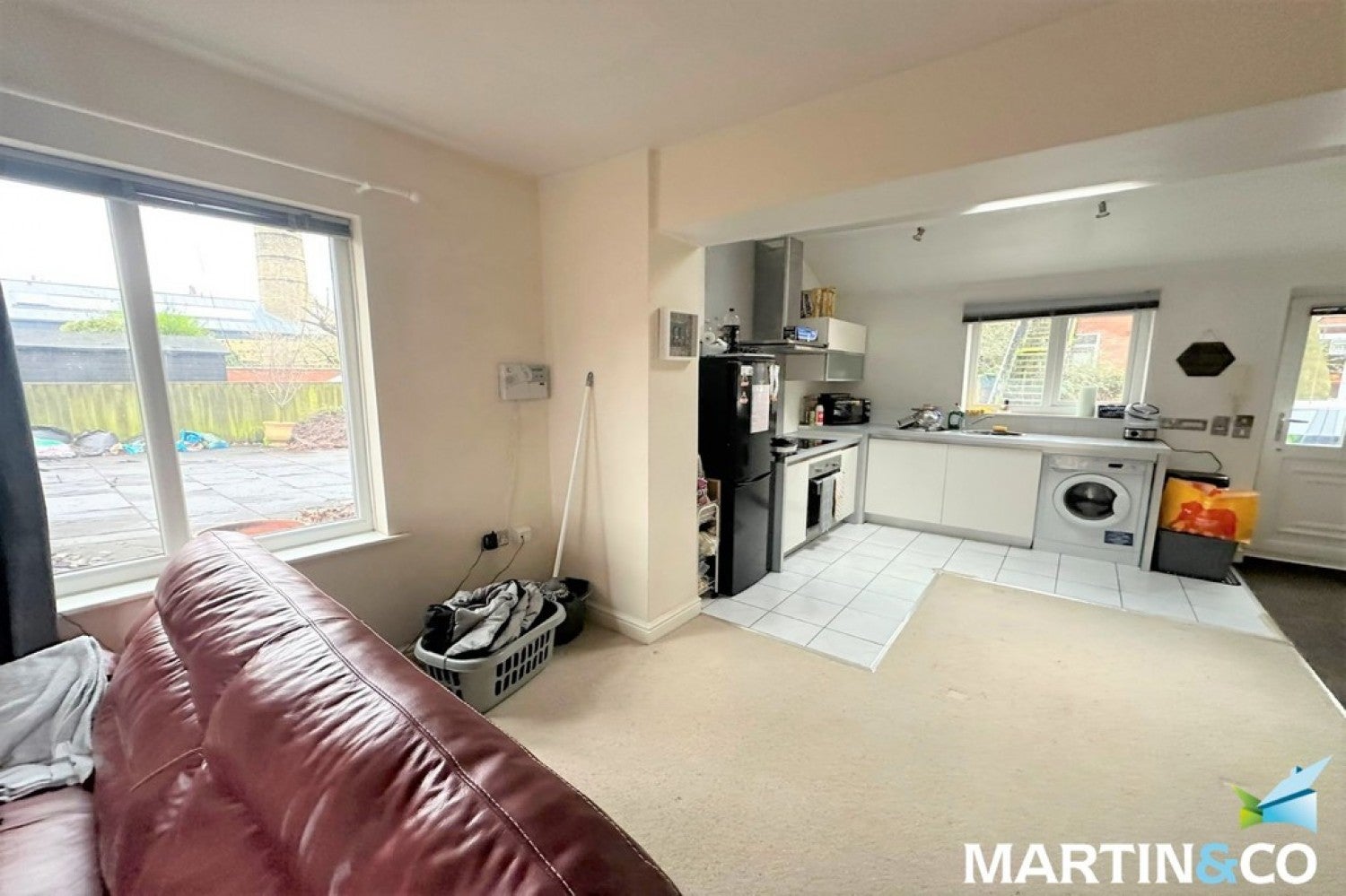 Flat Wentworth Terrace in Wakefield
