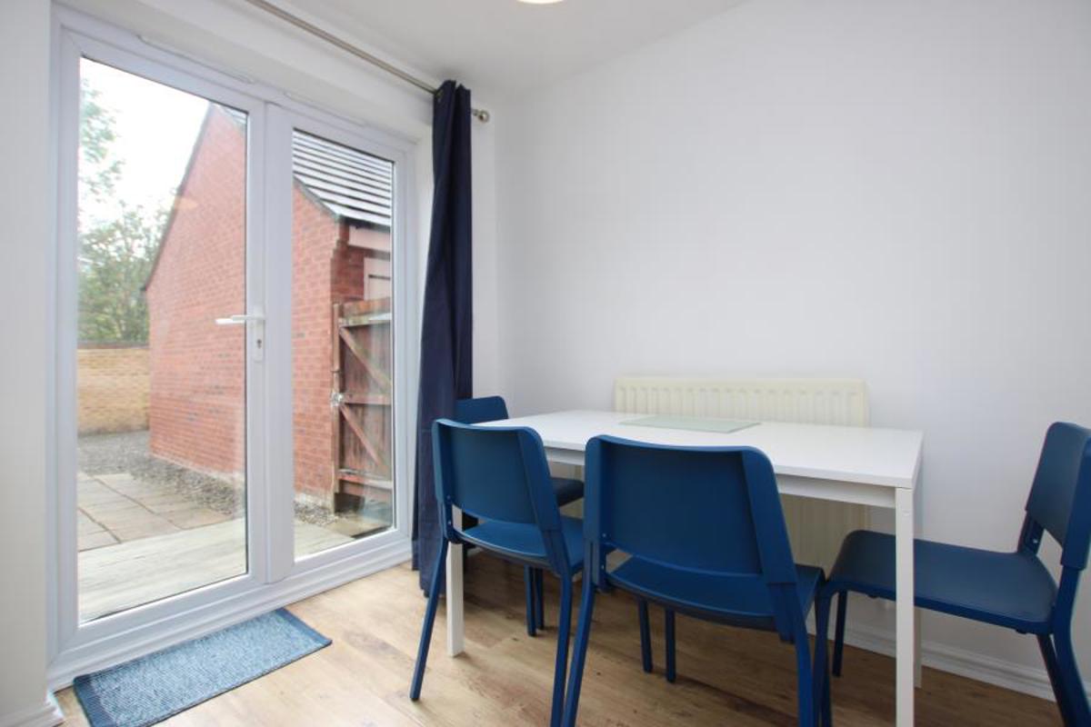 Room Wright Way in Stoke Gifford