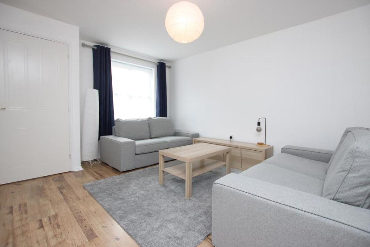 Room Wright Way in Stoke Gifford