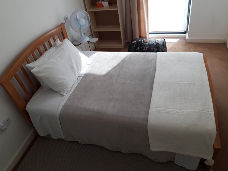 Room Queensbridge Road in Greater London