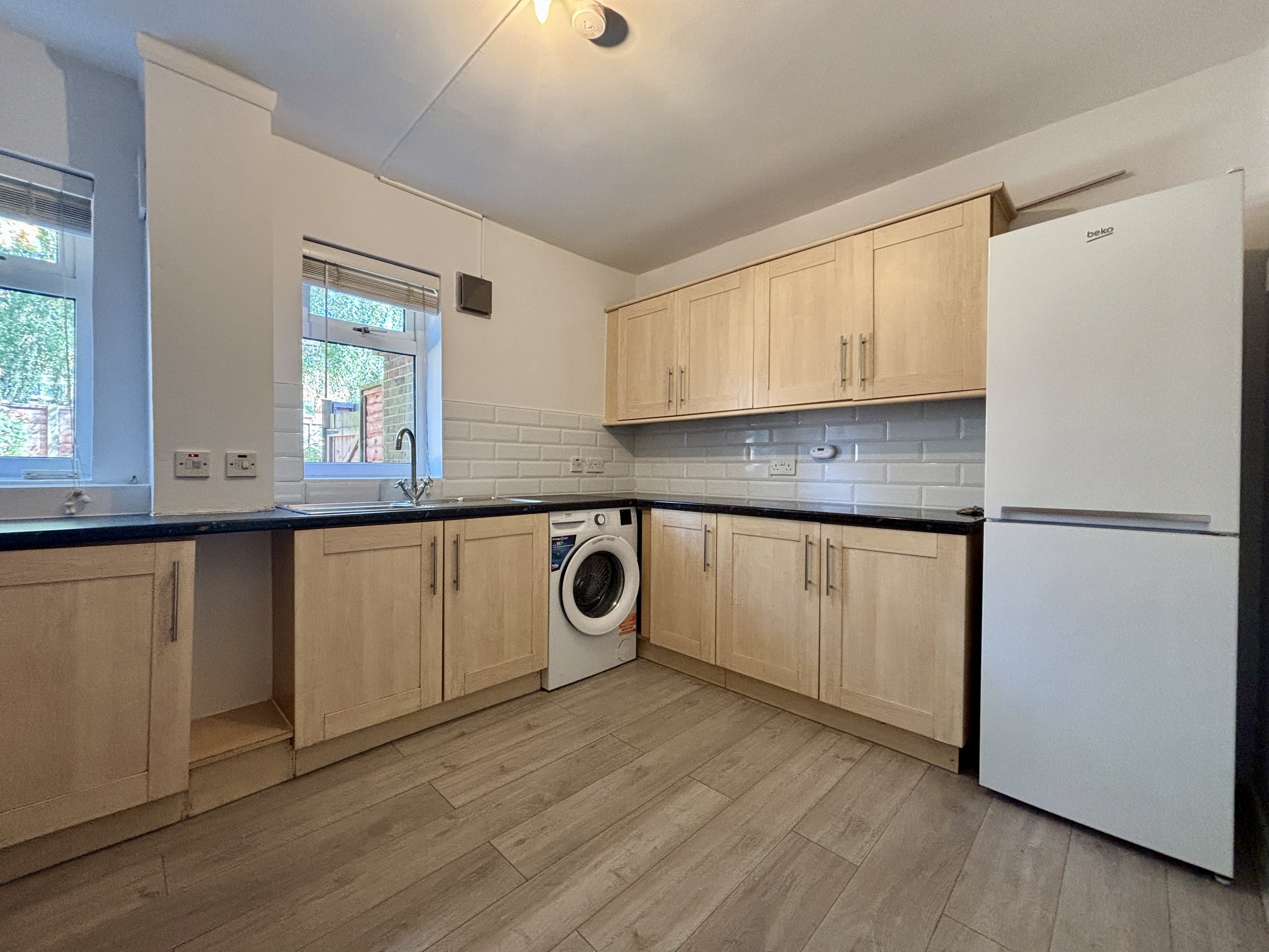 Flat Westbourne Road in Greater London