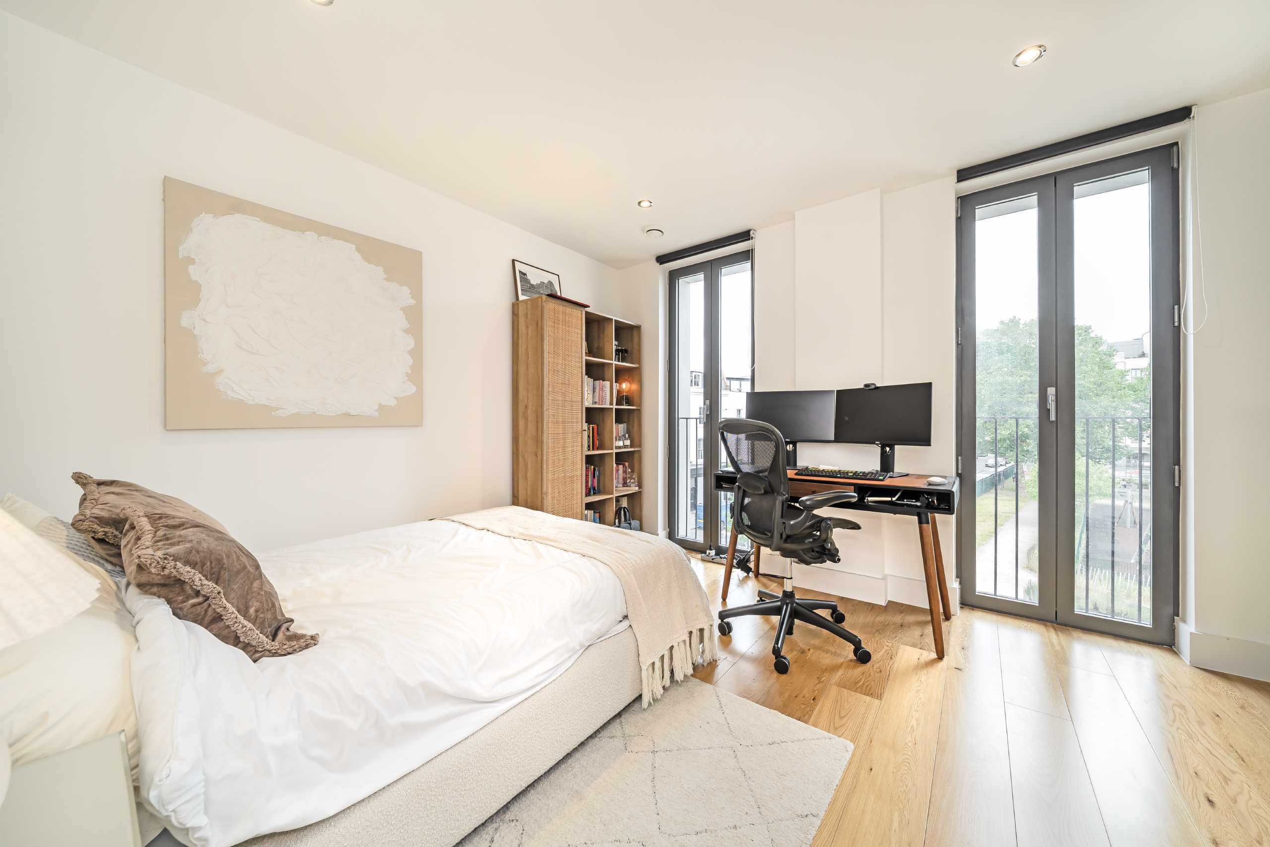 Flat Faraday Road in Greater London