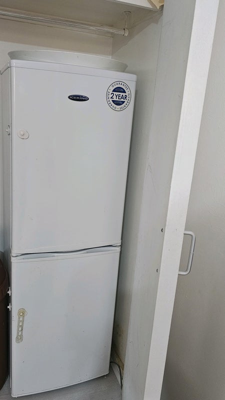 Room Briset Way in Greater London