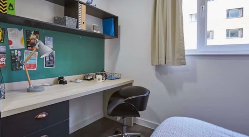 Room Blackhorse Lane in Greater London